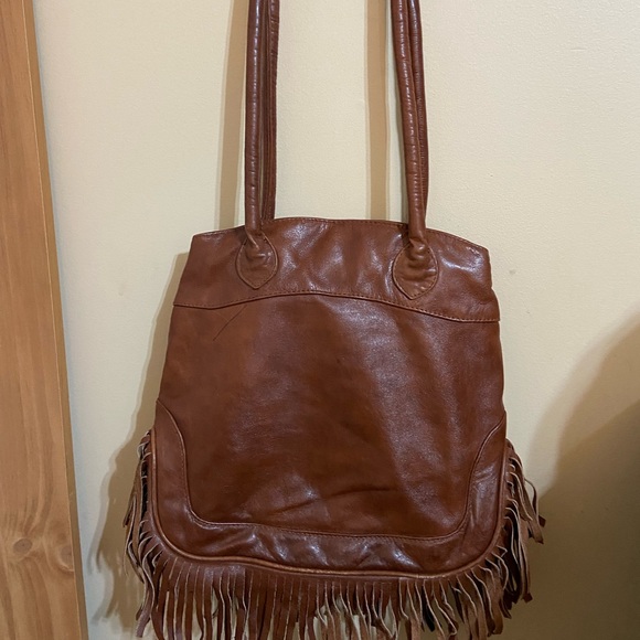 Women’s Brown Leather Purse with Tassles. Magnet shut buttons on top. - Picture 1 of 4